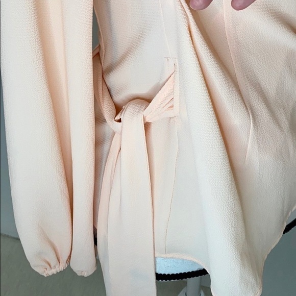 NWT Chelsea28 Wrap Top in Crepe Blush Sz S - Picture 9 of 12